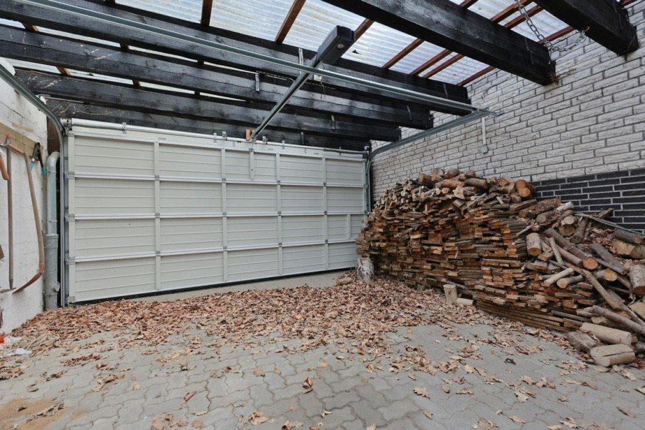gro�e GArage Einfamilienhaus Kaltenkirchen