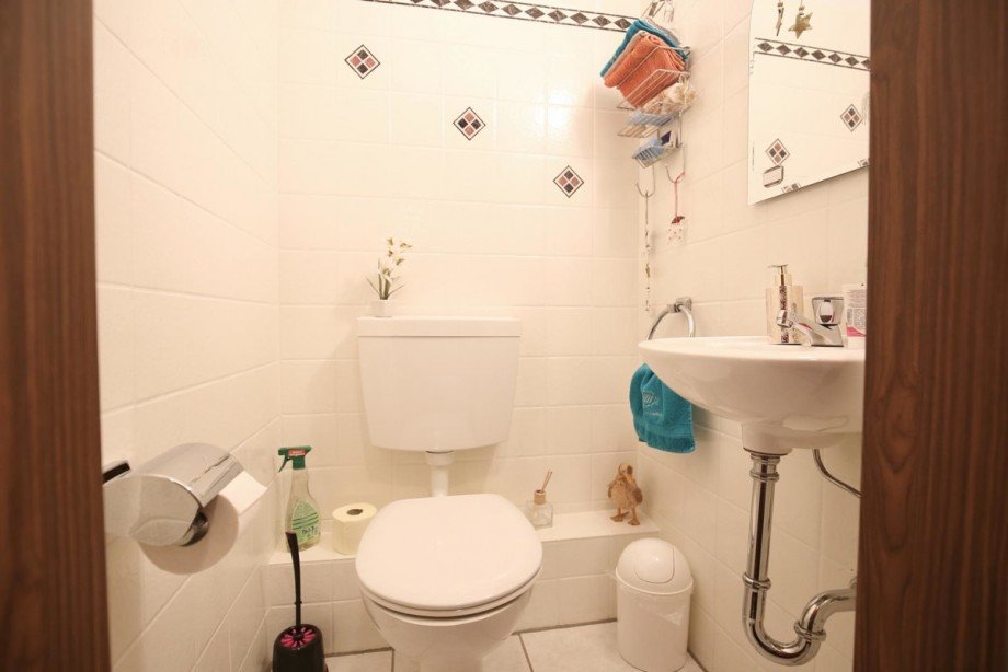 G�ste-WC Erdgeschosswohnung Norderstedt / Garstedt