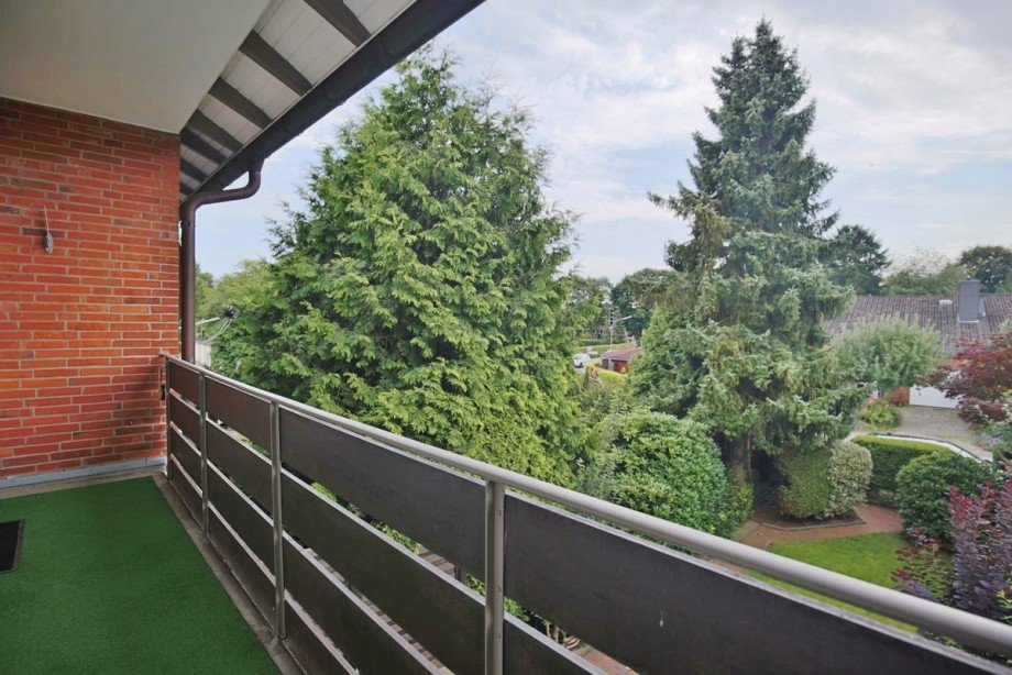 Balkon mit Reihenhaus Norderstedt