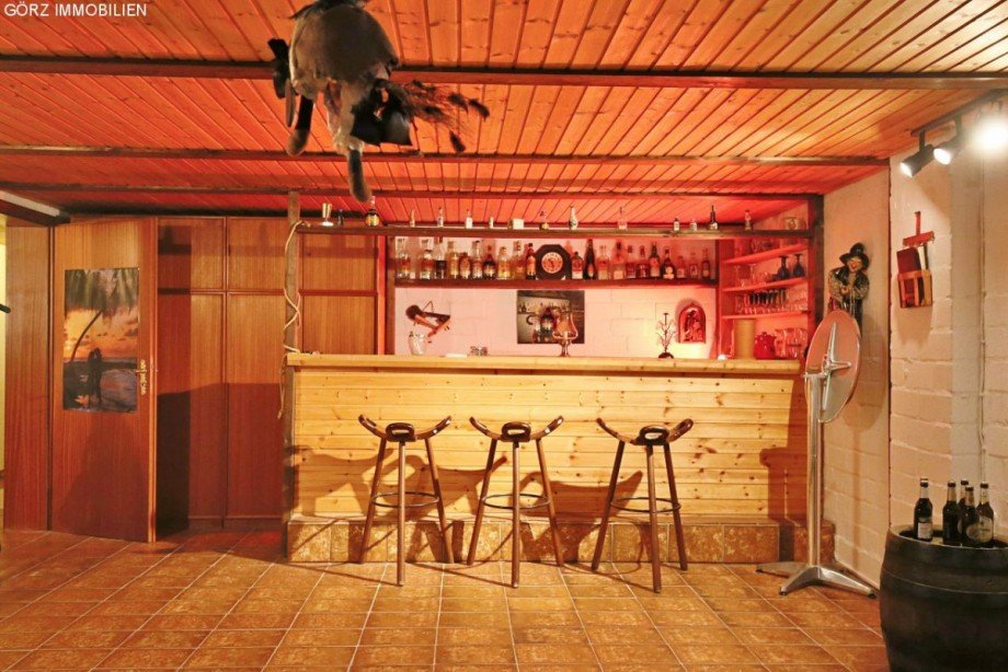 Partyraum mit Bar Zweifamilienhaus Norderstedt