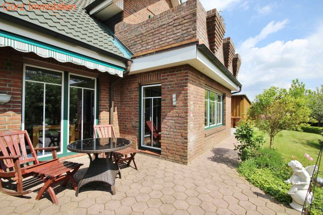 Die Terrasse hat eine S�d-West Ausrichtung + Markise Einfamilienhaus Sarlhusen