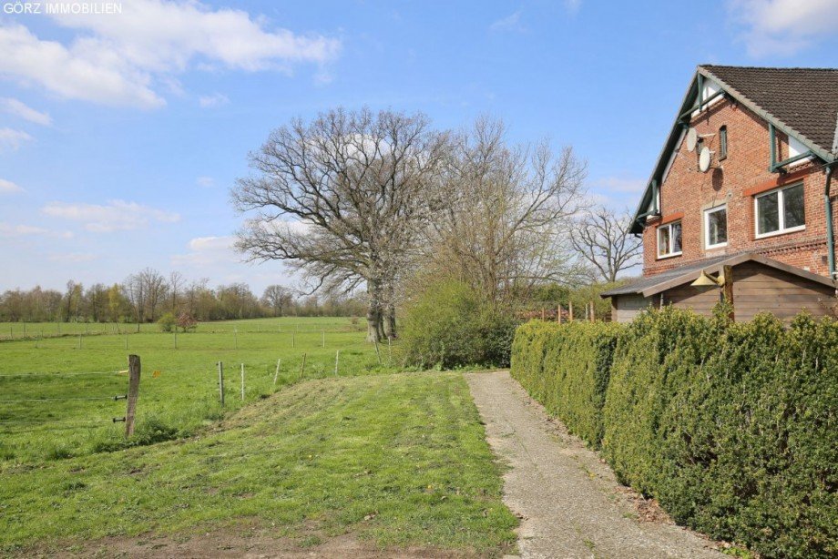 Seitenansicht Mehrfamilienhaus Lutzhorn