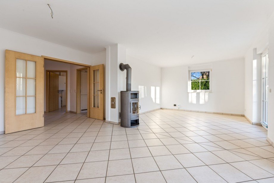 Wohn-/Esszimmer Doppelhaush�lfte Kisdorf