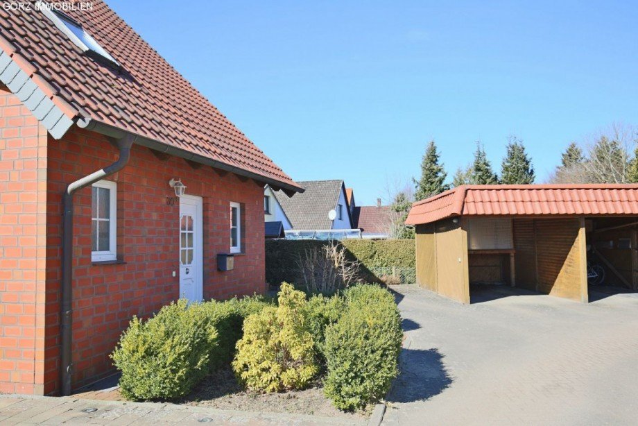 Carport Doppelhaush�lfte Quickborn-Heide