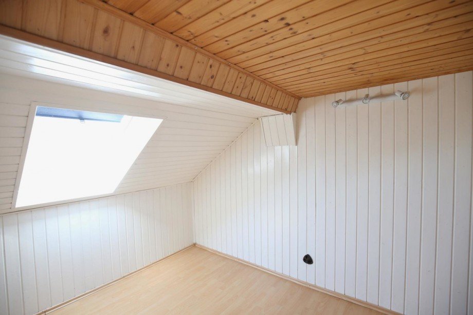 Zimmer Dachgeschoss Reihenhaus Norderstedt