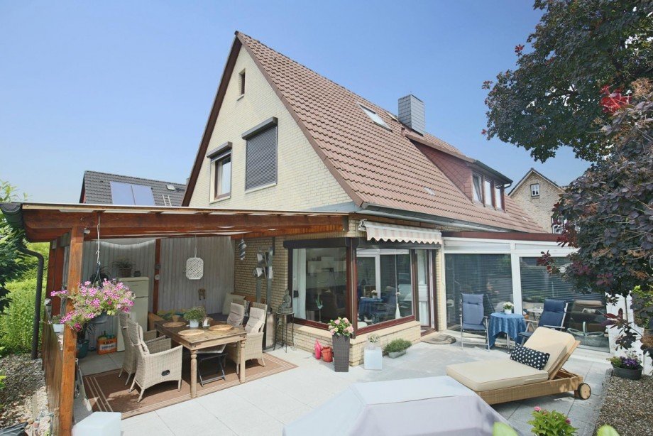Terrasse, Wintergarten Zweifamilienhaus Norderstedt