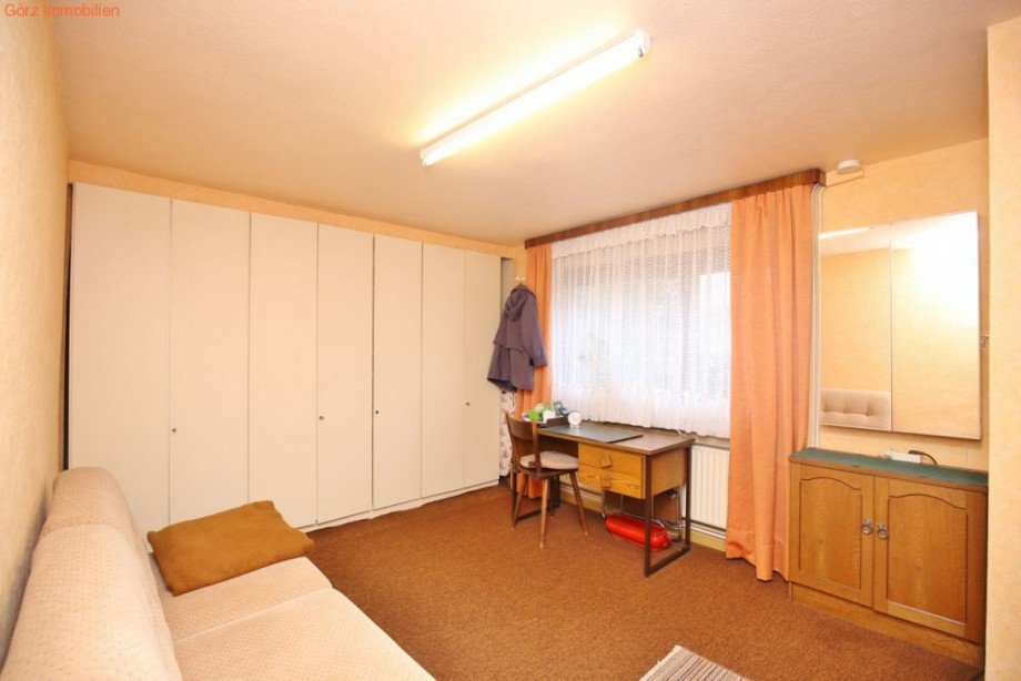 Schlafzimmer im Erdgeschoss Doppelhaush�lfte Hamburg