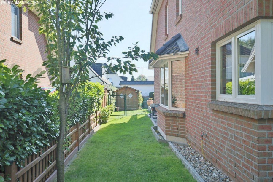 Seitenansicht Reihenendhaus Norderstedt