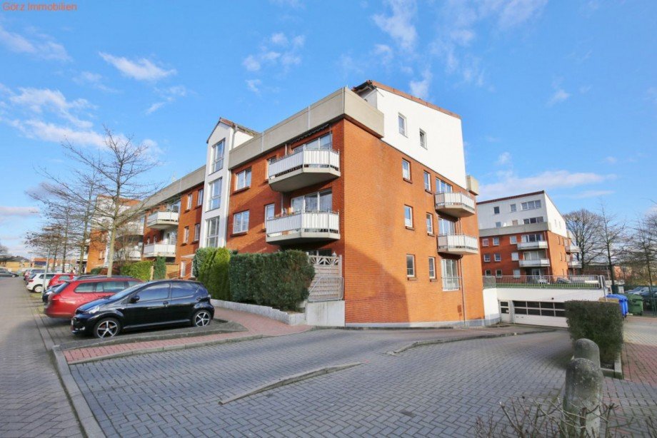 Tiefgarageneinfahrt Dachgeschosswohnung Kaltenkirchen