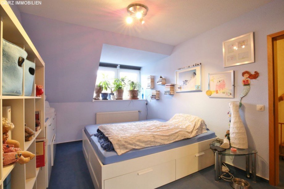 Schlaf- oder Kinderzimmer mit Gaube Reihenhaus Tornesch
