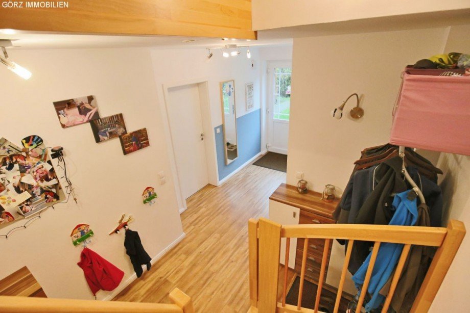 Blick von oben in den Flur Doppelhaush�lfte Barmstedt