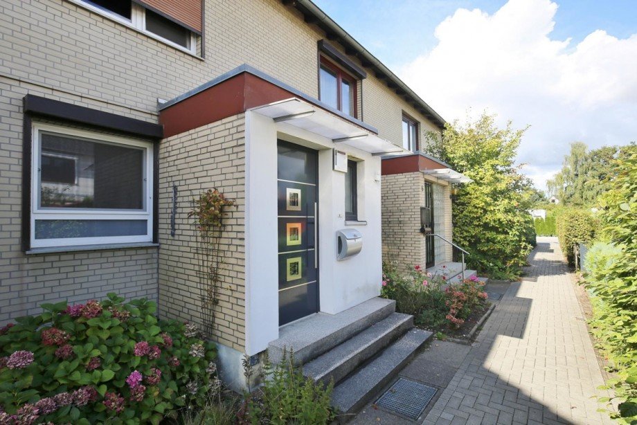 Eingangsbereich Reihenmittelhaus Norderstedt