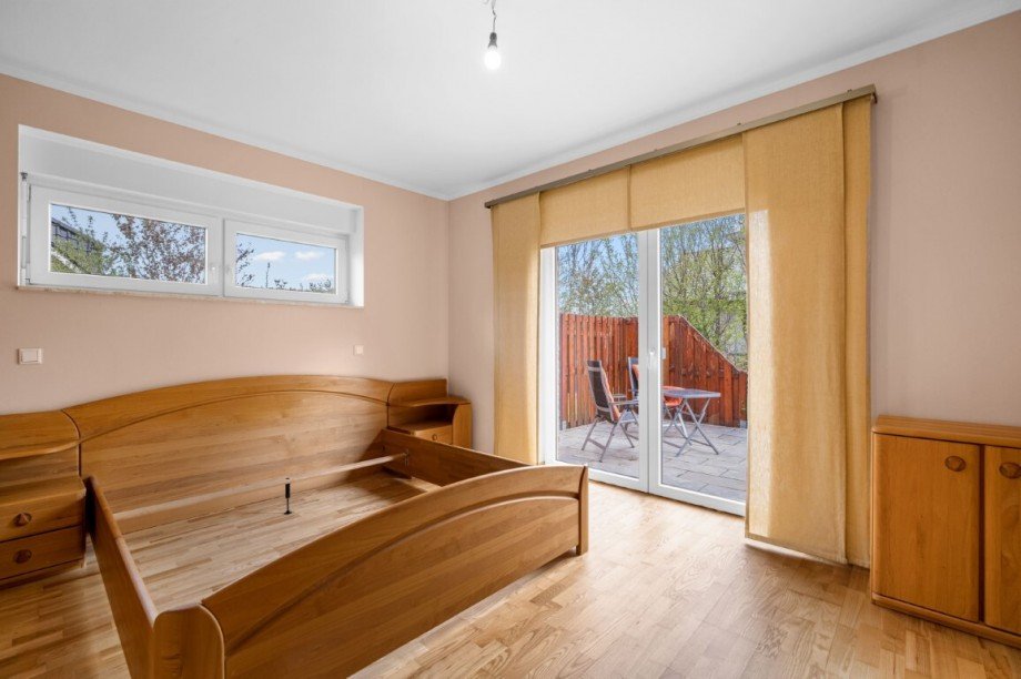 Schlafzimmer Einfamilienhaus Gro�enaspe