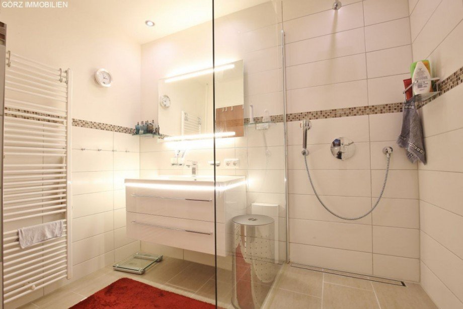 Modernes Duschbad Etagenwohnung Norderstedt