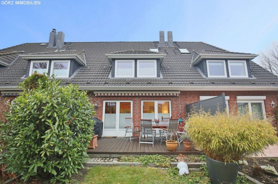 Gepflegter Gartenbereich Reihenmittelhaus Ellerau