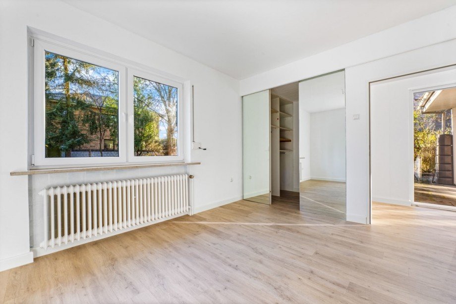 Zimmer 2 mit begehb. Kleiderschrank Erdgeschosswohnung Norderstedt / Glash�tte