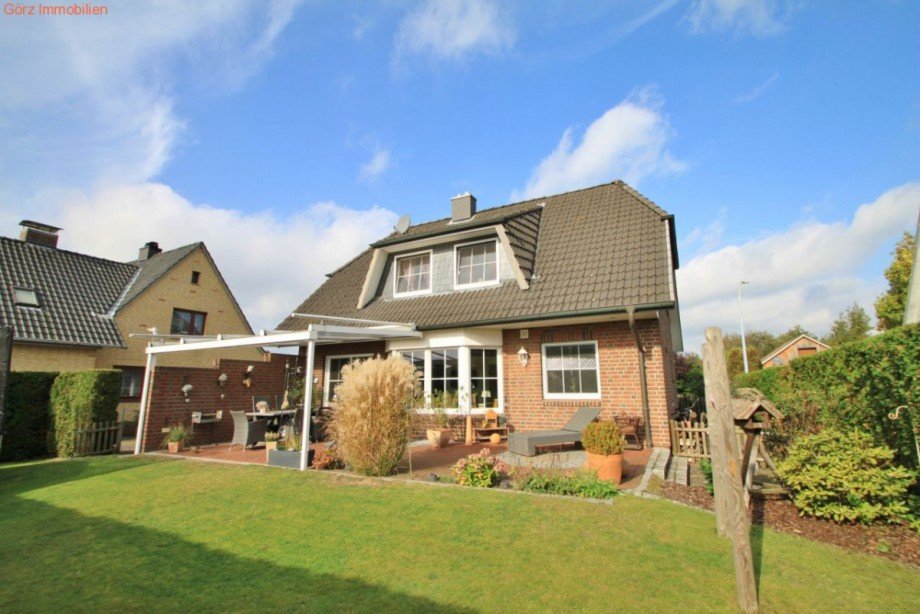 Gartenansicht Einfamilienhaus Ellerau