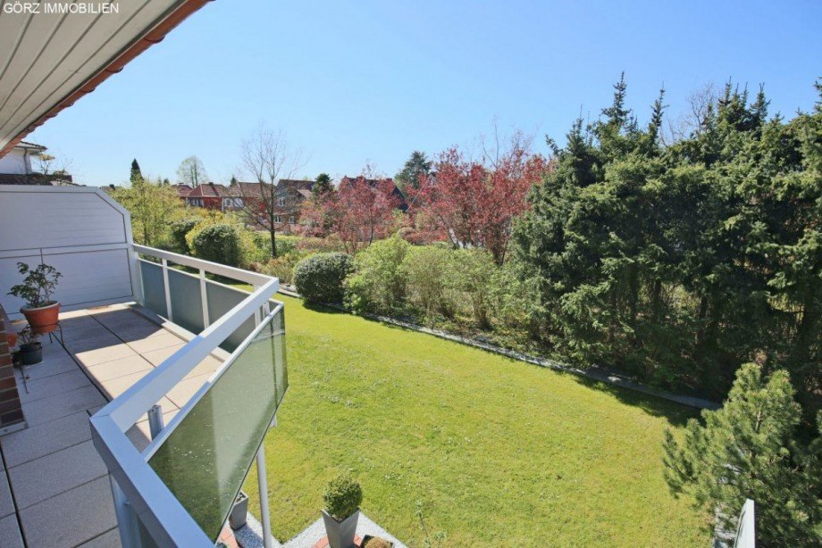 Blick vom Balkon Etagenwohnung Pinneberg