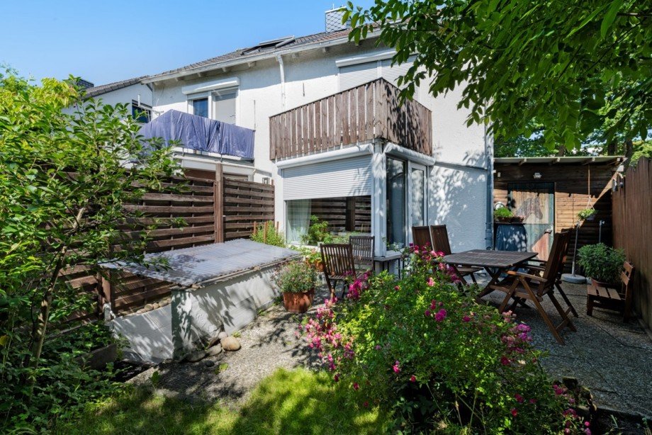R�ckseite Haus u Garten Reihenendhaus Norderstedt