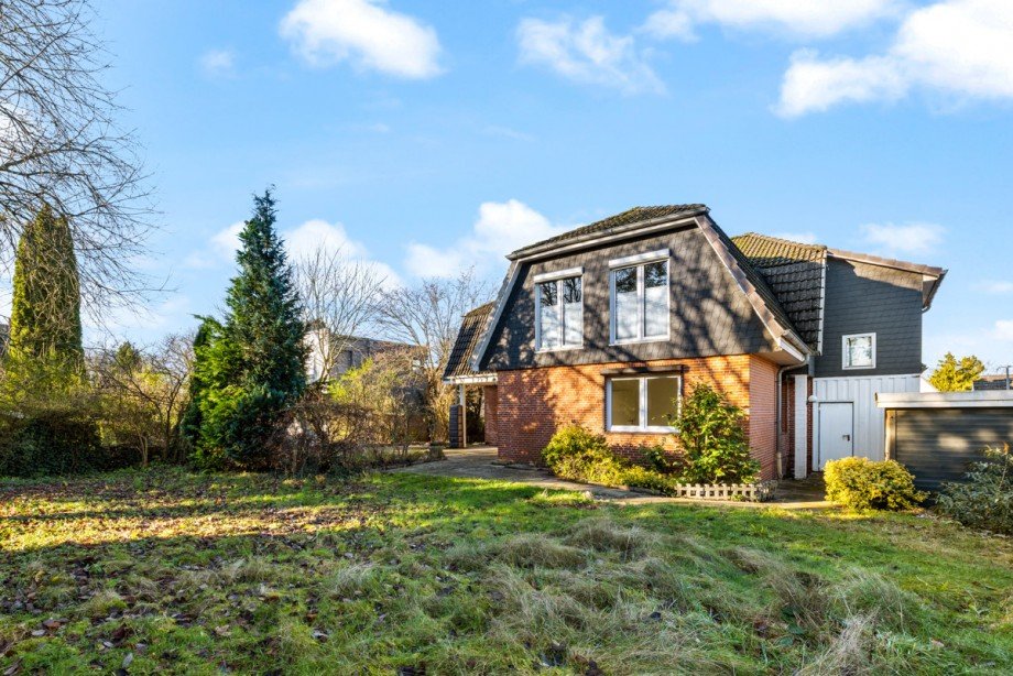Hausr�ckseite mit Garten Erdgeschosswohnung Norderstedt / Glash�tte