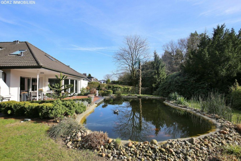 gepflegter Teich Villa Norderstedt