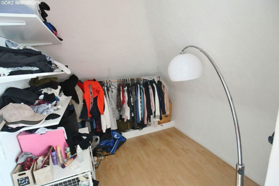 Ankleidezimmer Doppelhaush�lfte Quickborn-Heide