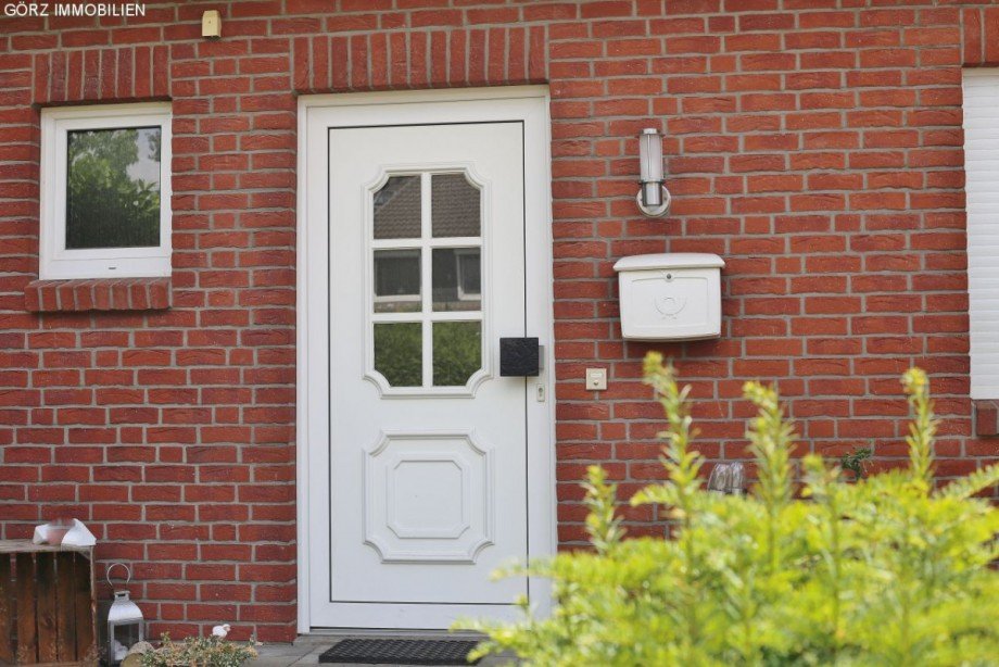 Eingangsbereich Doppelhaush�lfte Kummerfeld