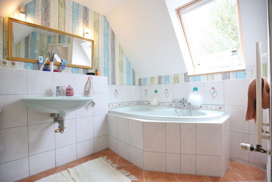 Vollbad mit Dachfenster Einfamilienhaus Quickborn