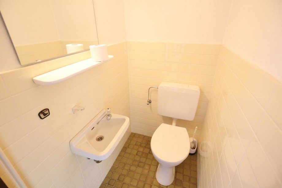 helles G�ste-WC Reihenmittelhaus Norderstedt