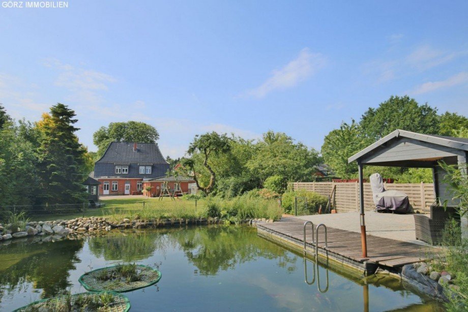 Schwimmteich Villa Hanerau-Hademarschen