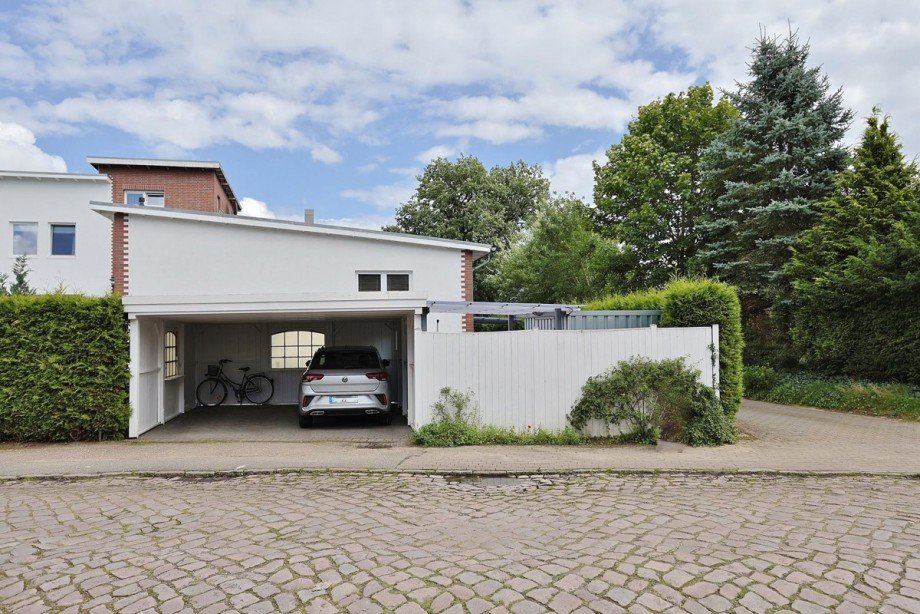 Stra�enansicht Maisonettewohnung Barmstedt