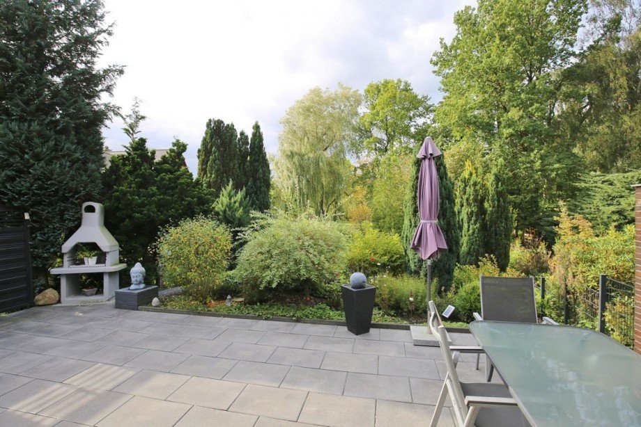 toller Blick Doppelhaush�lfte Pinneberg