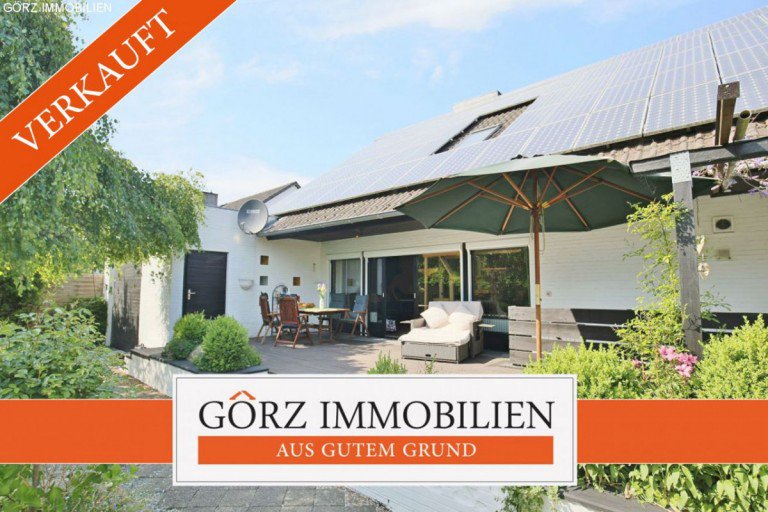  Kaltenkirchen Einfamilienhaus *VERKAUFT* Gewinnbringende Photovoltaikanlage und ein Gartentraum in Sackgassenlage