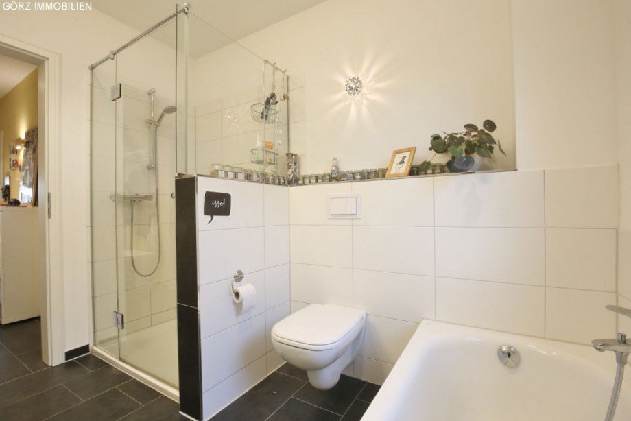 sch�nes Vollbad Maisonettewohnung Elmshorn