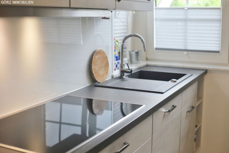 stilvolle K�che Doppelhaush�lfte Kummerfeld