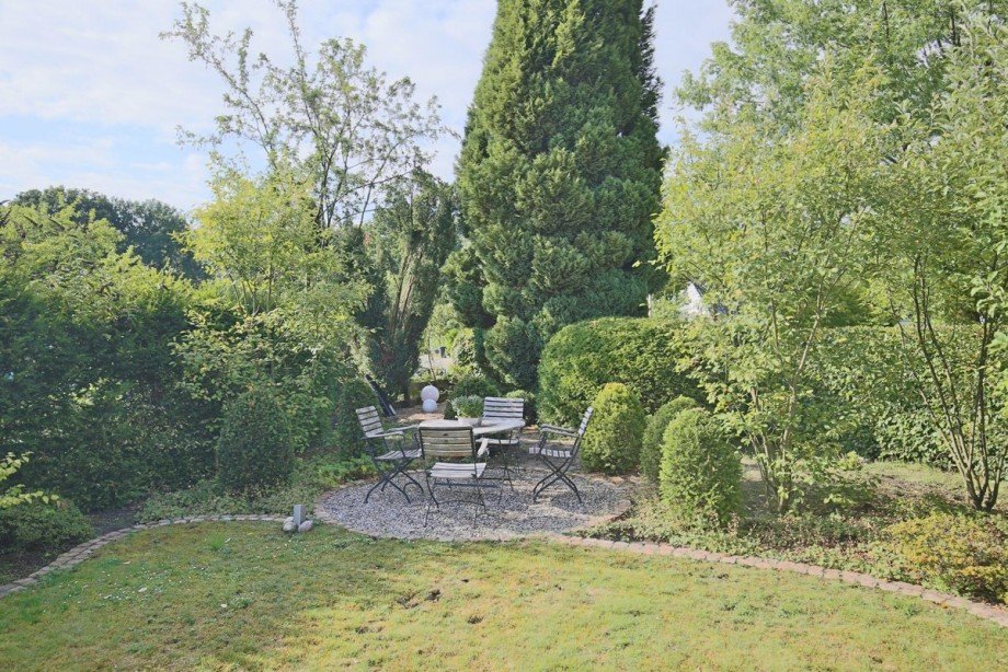 Sitzbereich Vorgarten Einfamilienhaus Norderstedt