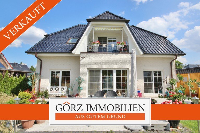 VERKAUFT Norderstedt Einfamilienhaus *VERKAUFT* Neuwertiges Niedrigenergie-EFH mit hochwertiger Ausstattung und Swimmingpool