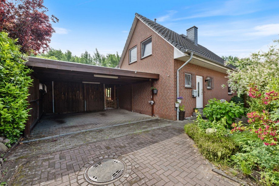 Doppelcarport Einfamilienhaus Henstedt-Ulzburg