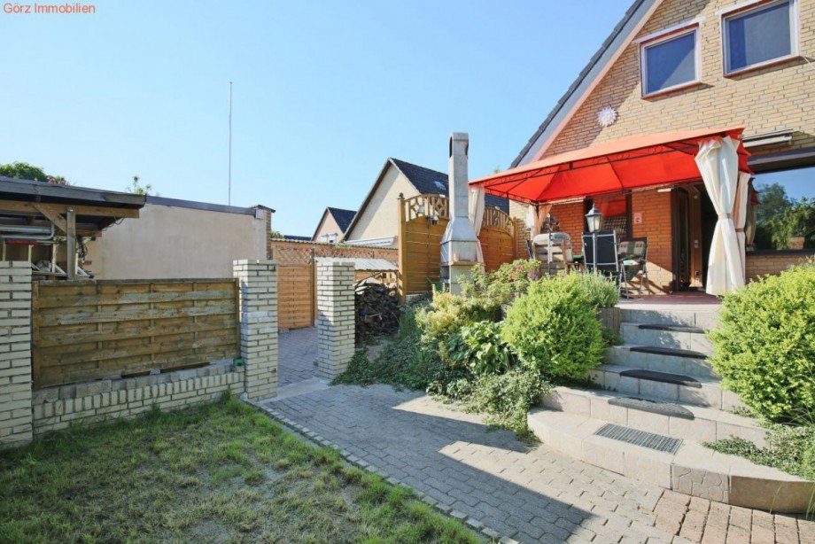 Garten / Terrasse Doppelhaush�lfte Tornesch