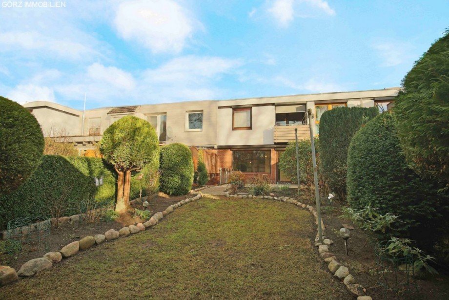 eingewachsener Garten Reihenmittelhaus K�lln-Reisiek