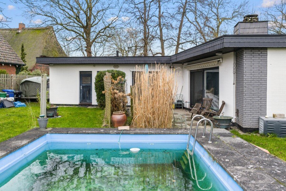 Gartenansicht Bungalow H�ttblek