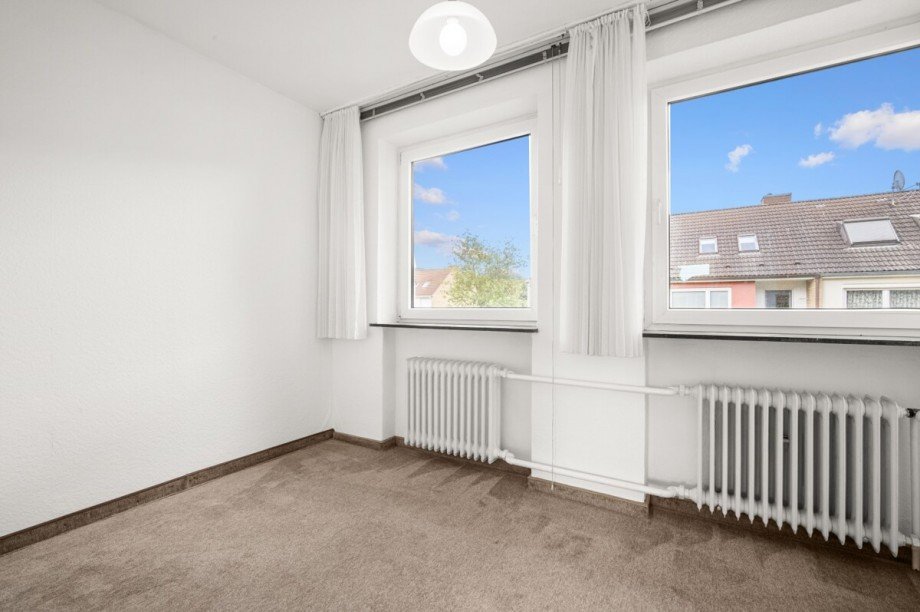 OG, Zimmer 2 Reihenendhaus Norderstedt