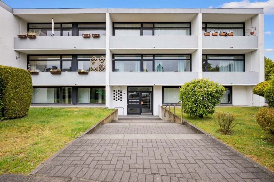 Eingangsbereich Wohnanlagen Norderstedt / Glash�tte