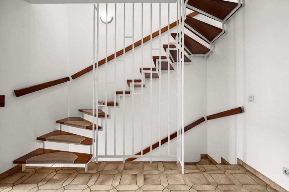 Treppe ins Obergeschoss Reihenhaus Norderstedt
