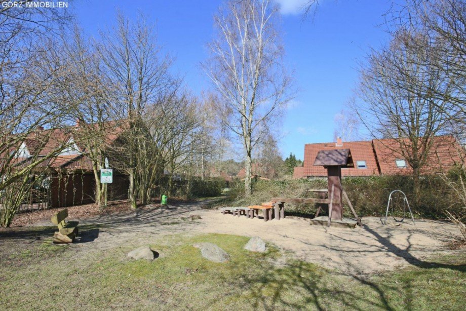 Spielplatz um die Ecke Einfamilienhaus Norderstedt