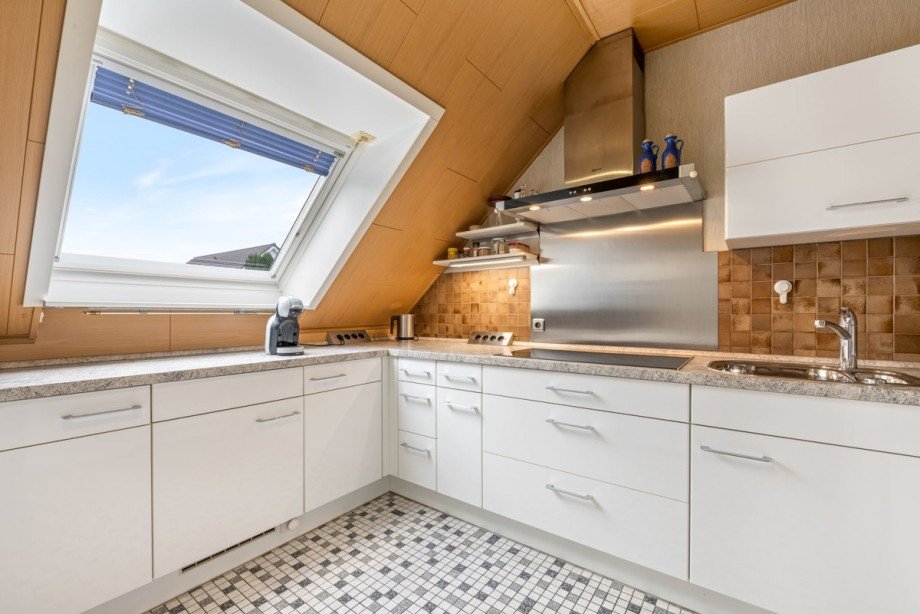 gro�es Veluxfenster Maisonettewohnung Hasloh