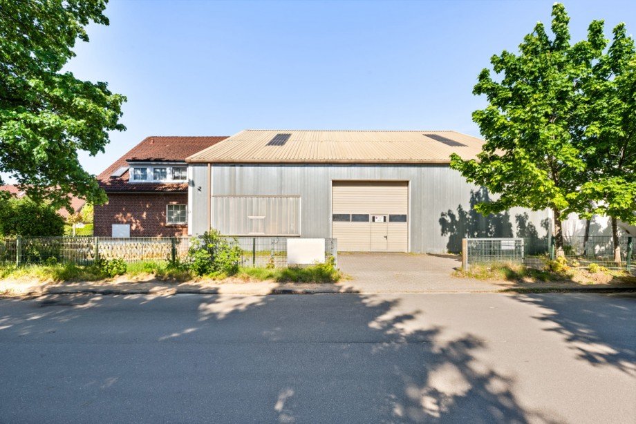  Wohn- / Gesch�ftshaus Quickborn