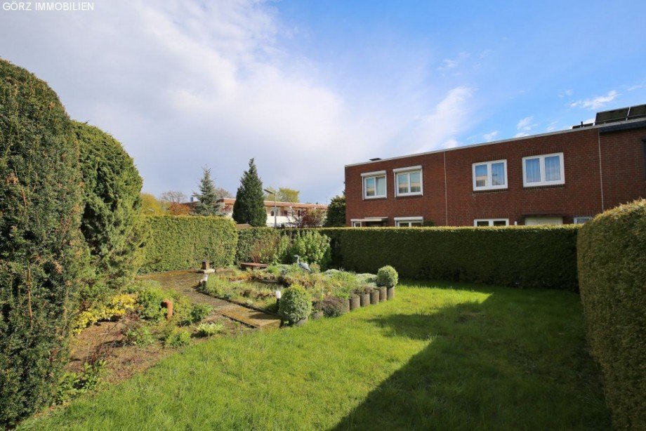 Kleine Gartenoase Reihenendhaus Norderstedt