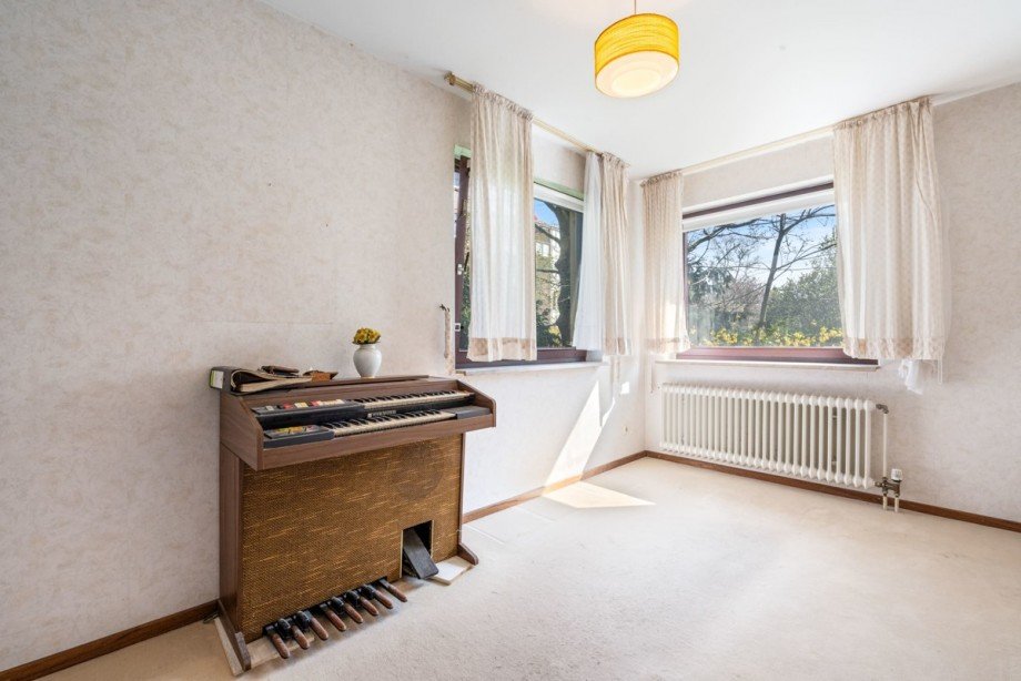 Schlafzimmer II Erdgeschoss Einfamilienhaus Norderstedt