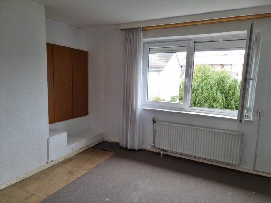 OG: Schlafzimmer Reihenhaus Rellingen